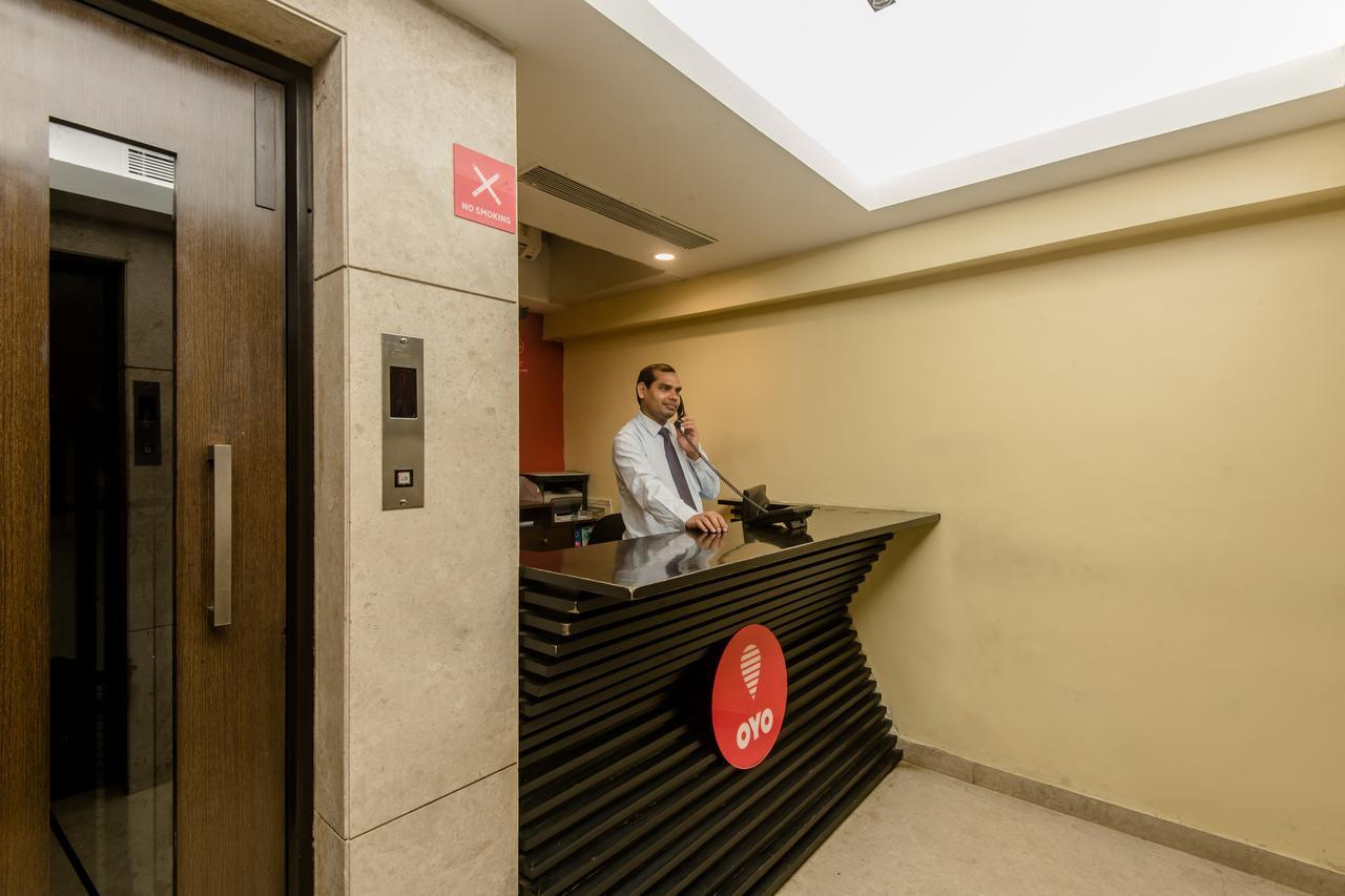 Oyo Flagship 584 Santacruz East Hotel Malad Exterior photo